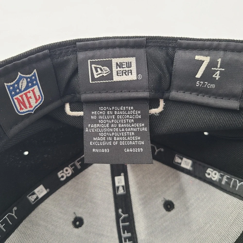 Cleveland Browns Hat Fitted (Seems 7 3/8) New Era 59Fifty Black Crucial Catch